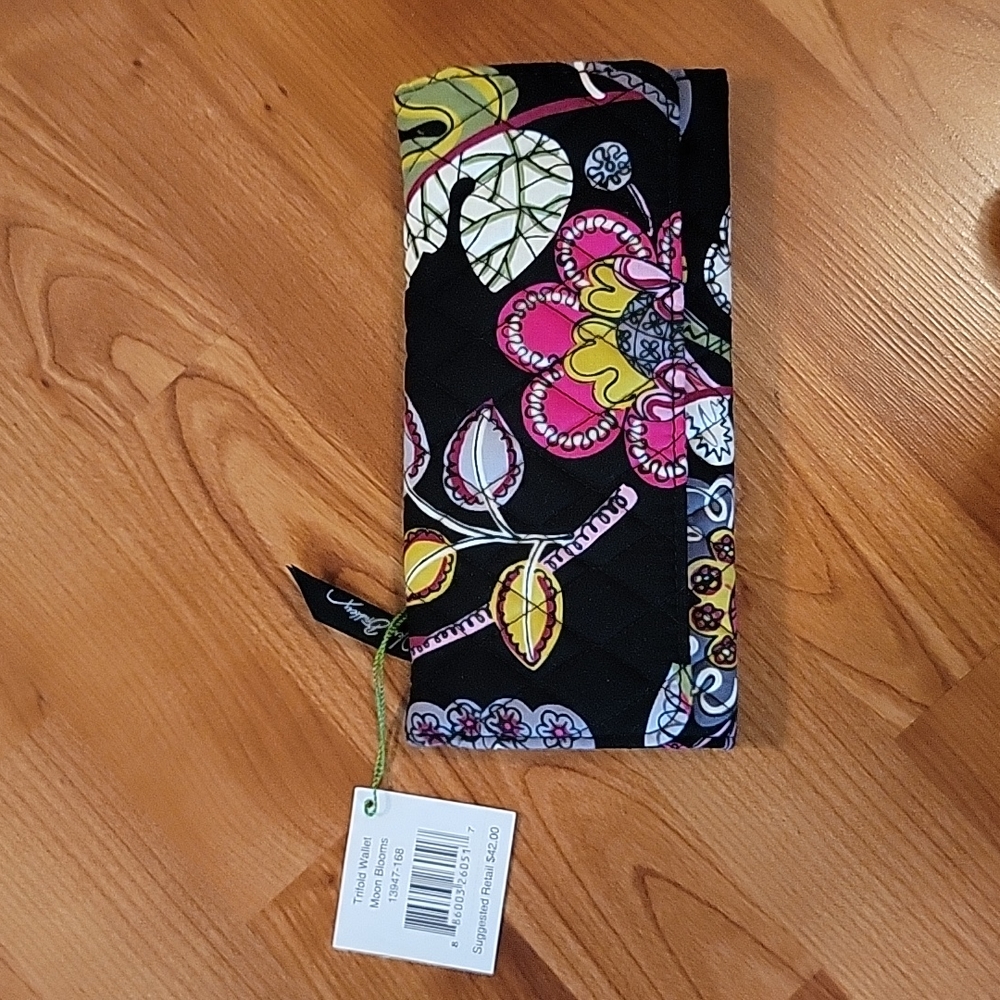 NWT vera bradley moon blooms trifold wallet